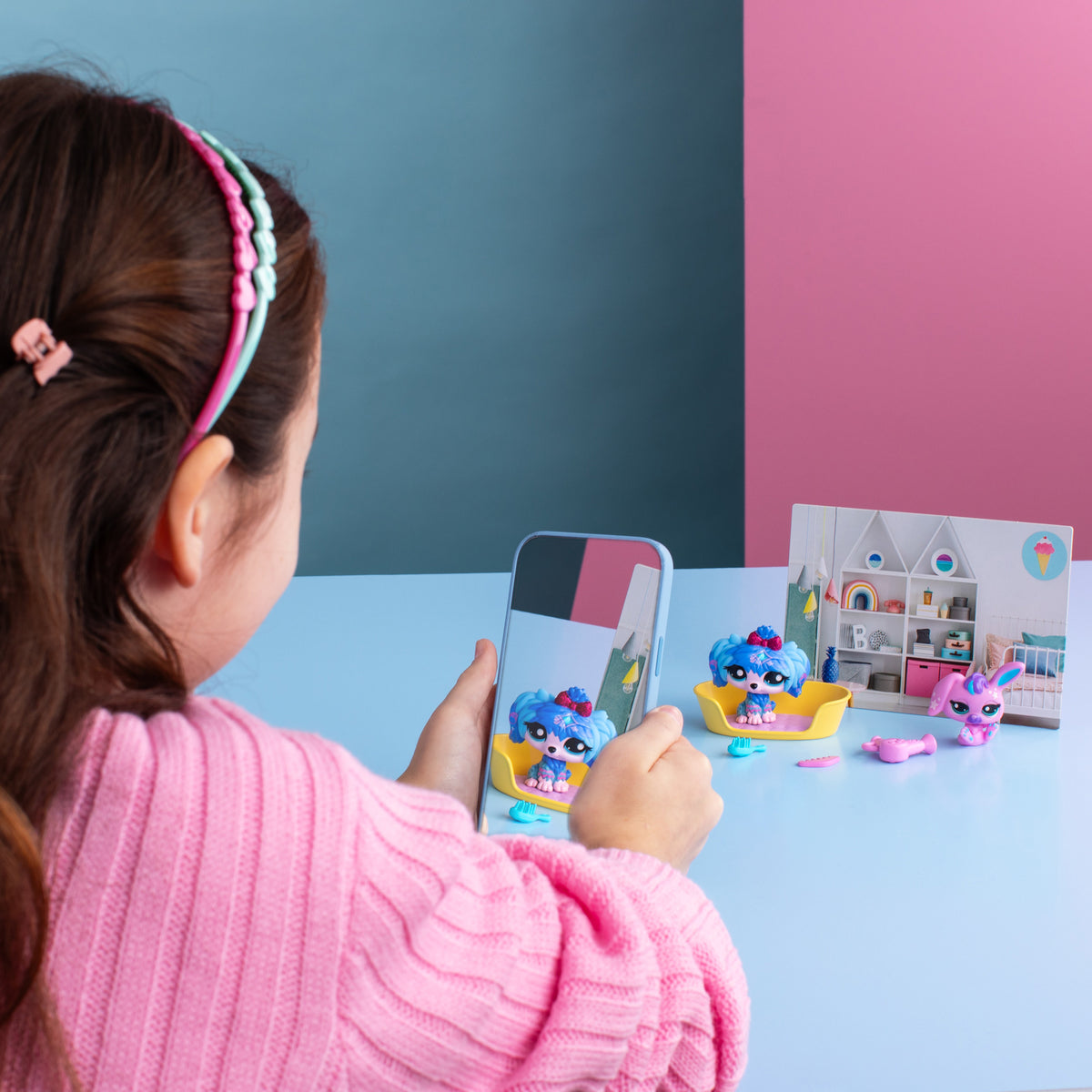 560-Littlest-Pet-Shop-LPS-Petfluencers-Salon-Lifestyle2-web